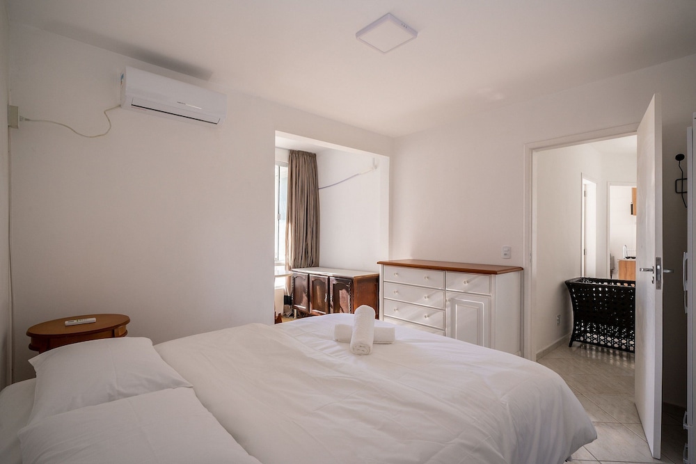 2BR apt W/suite 100m Bombas Beach Ror0001