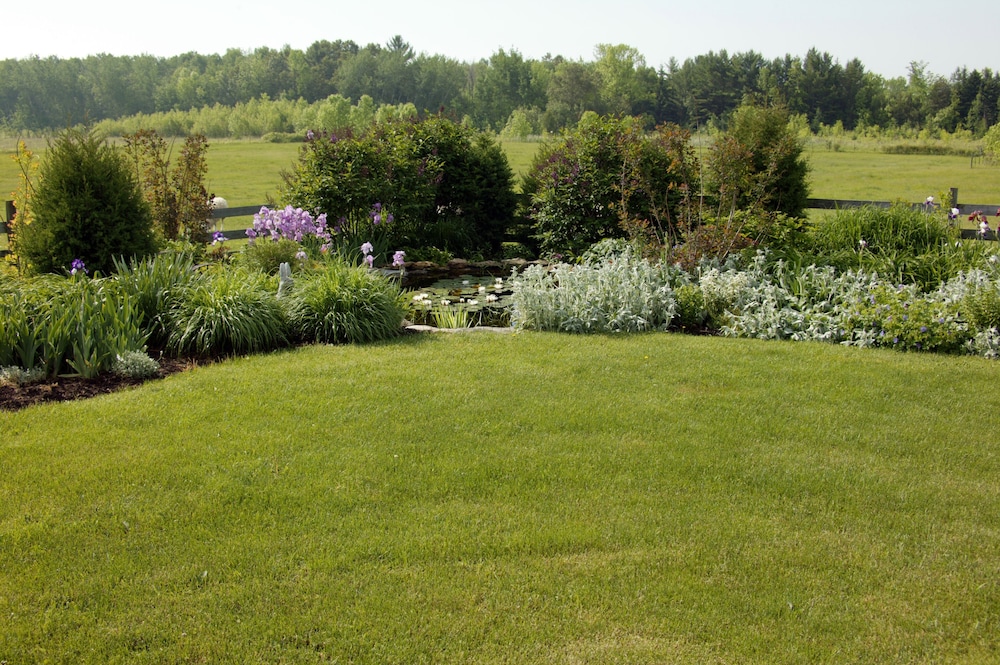 Chanticleer Guest House