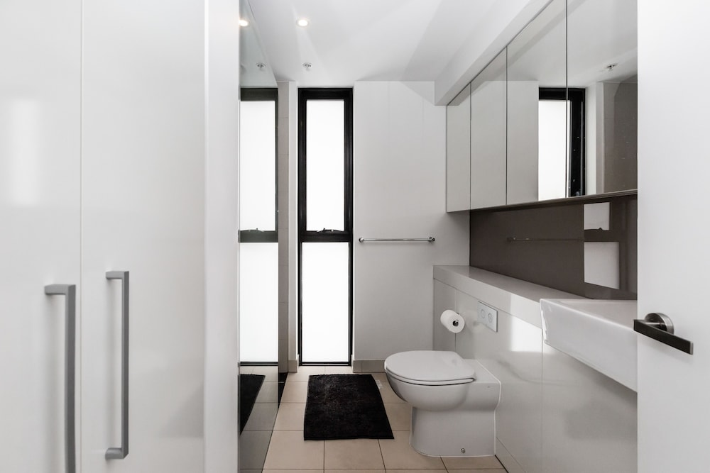 South Yarra Vacations - Sky 1 BDR South Yarra Apartment - Property Image 13