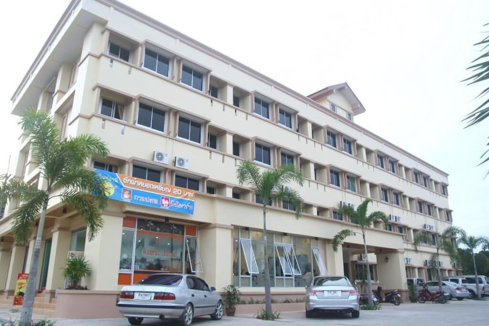 Chanthanee Hotel
