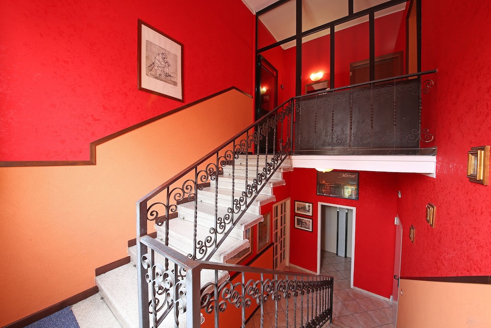 Photo 45