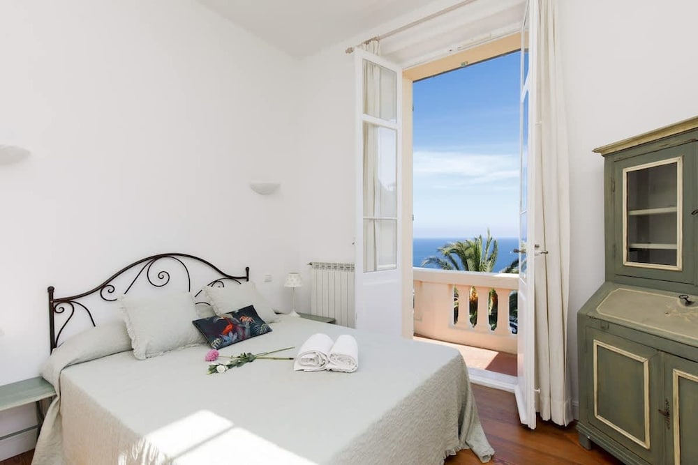 Magnificent Villa With sea View in Theoule sur Mer