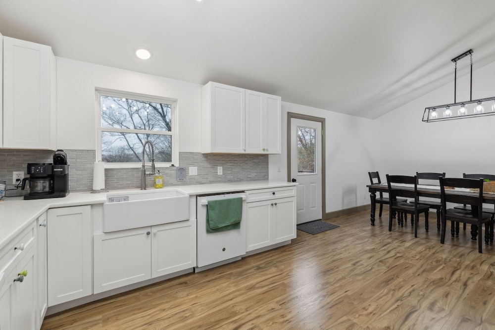 Lost Ridge Retreat 5 Bedroom Home