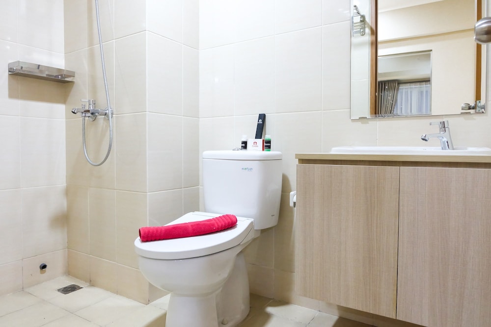 Modern 1BR Oasis Cikarang Apartment view 3