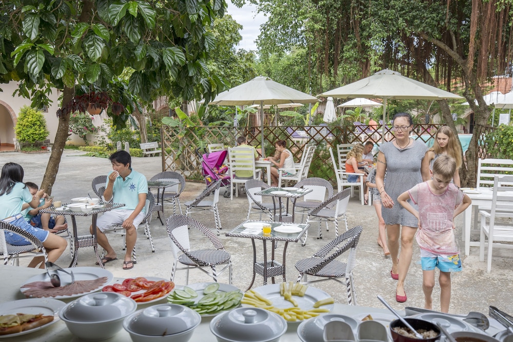Diadem Resort
