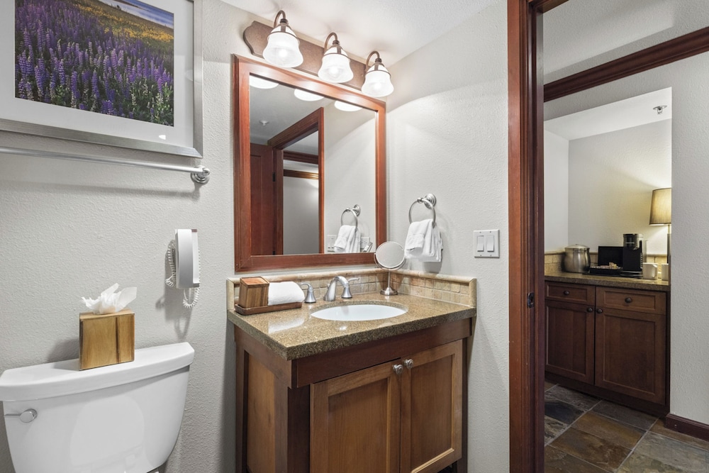 Valley View Condo w/ Resort Amenities