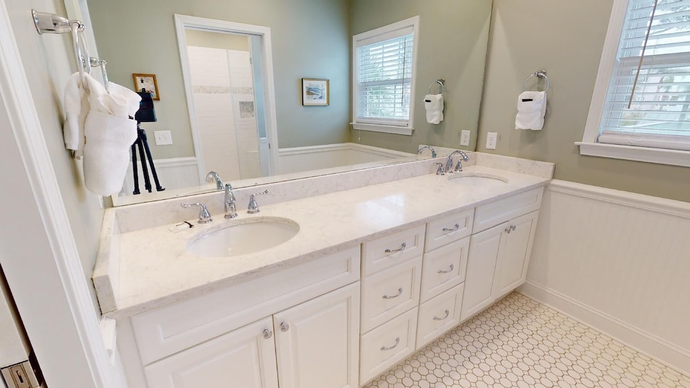 Serendipity by Tybee Vacation Rentals