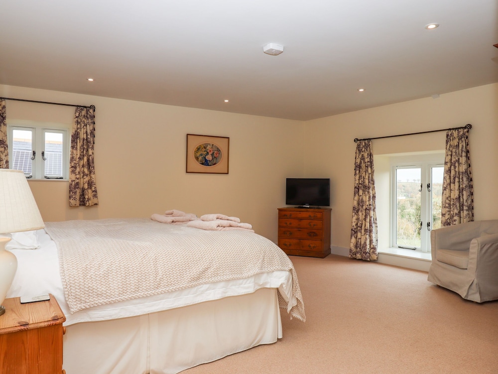 Dishcombe Cottage
