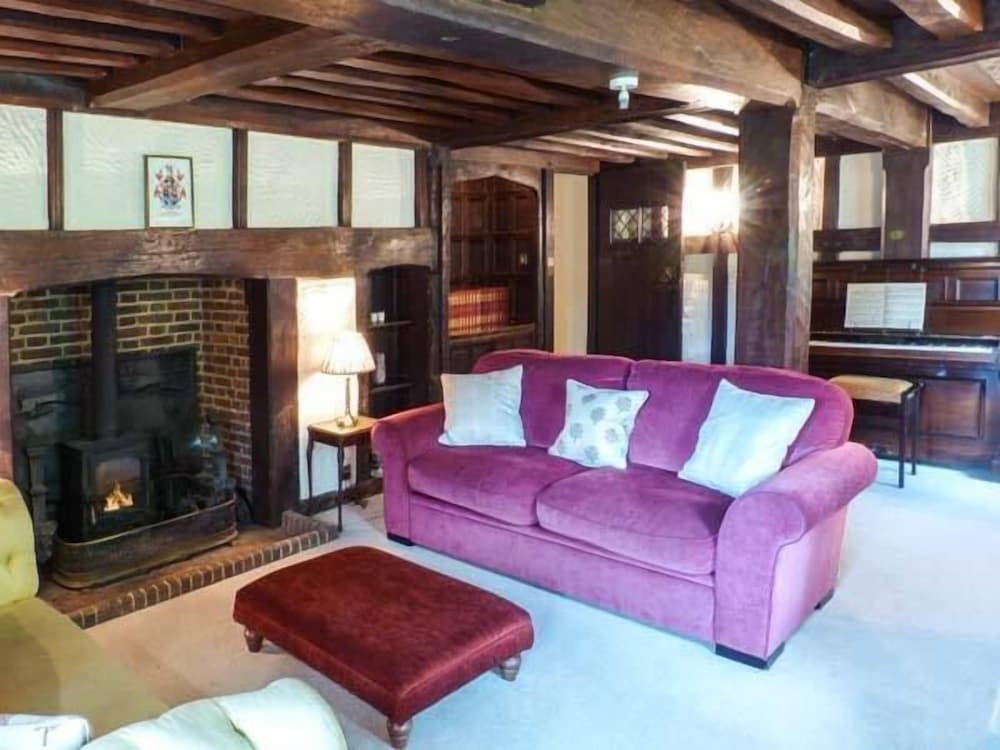 Tudor Wing