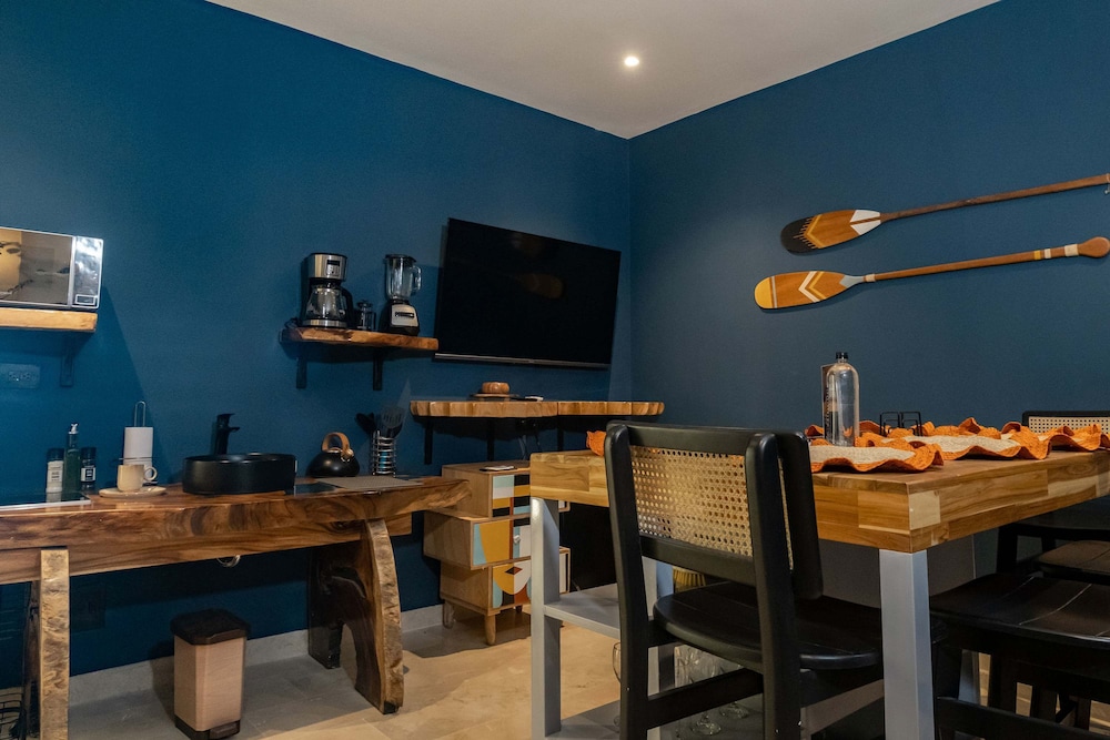 w Premium Luxury 2BR in the Heart of Bocagrande