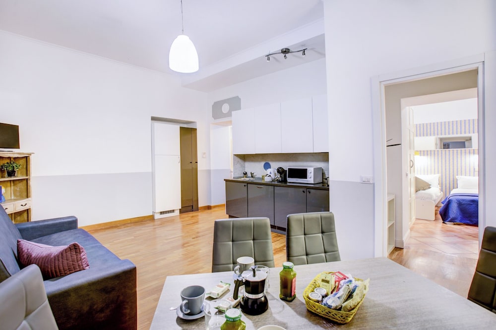 Colosseo Families and Groups 2BDR | Home and More