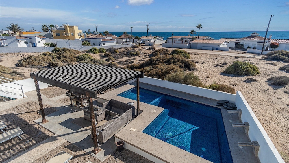 Ocean Pearl House