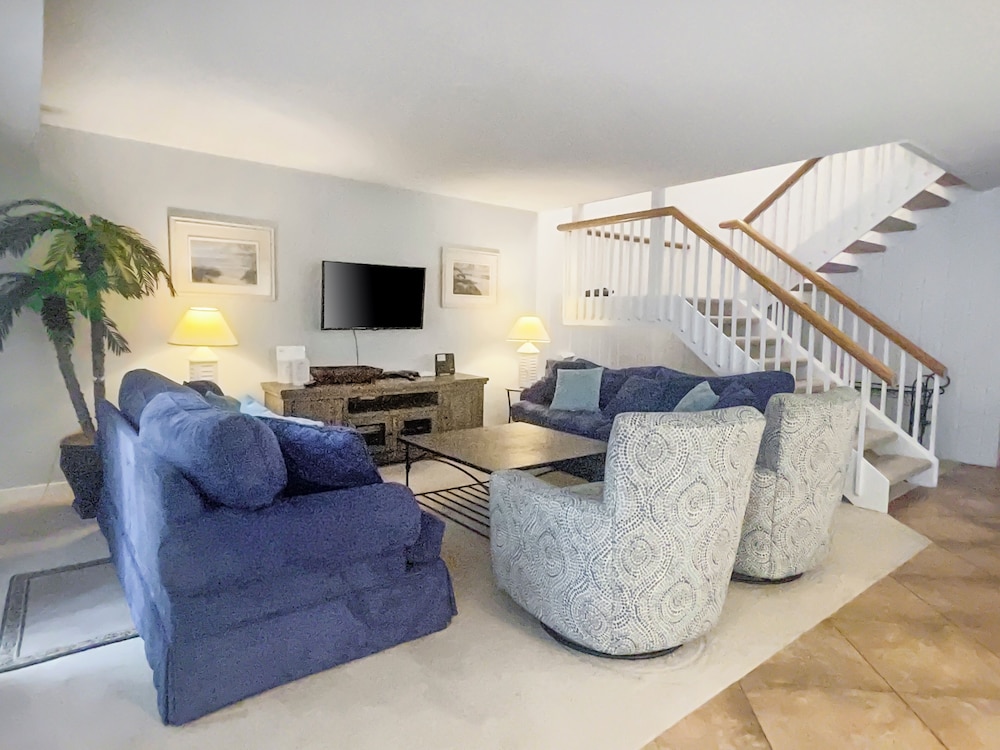1404 South Beach Villas at The Sea Pines Resort