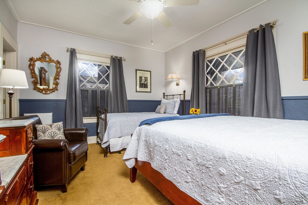 Ashland Vacations - Oak Hill Bed Breakfast - Property Image 50