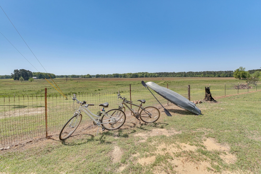 Fish, Swim & Tube: Okolona Studio w/ Pond Access
