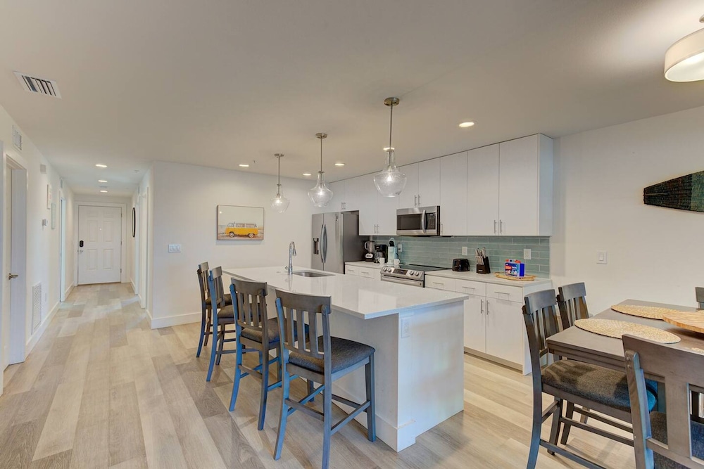 Boho Condo 3 3 Heated Pool