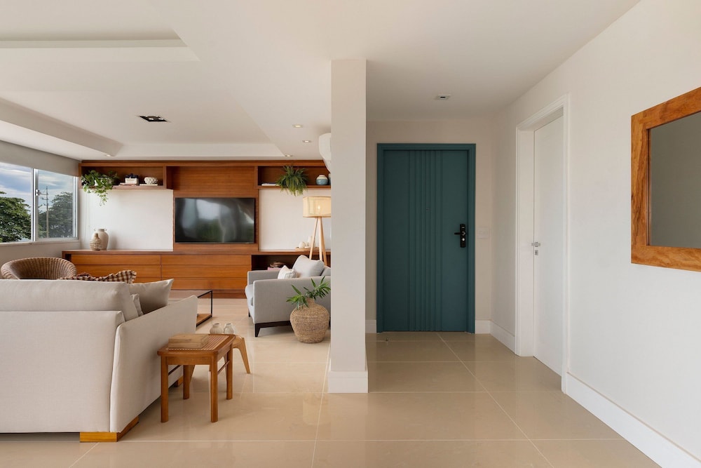 Copacabana – Av. Atlântica | 4 quartos, Vista Mar, 1 min praia de Copacabana - por Casapē Rio