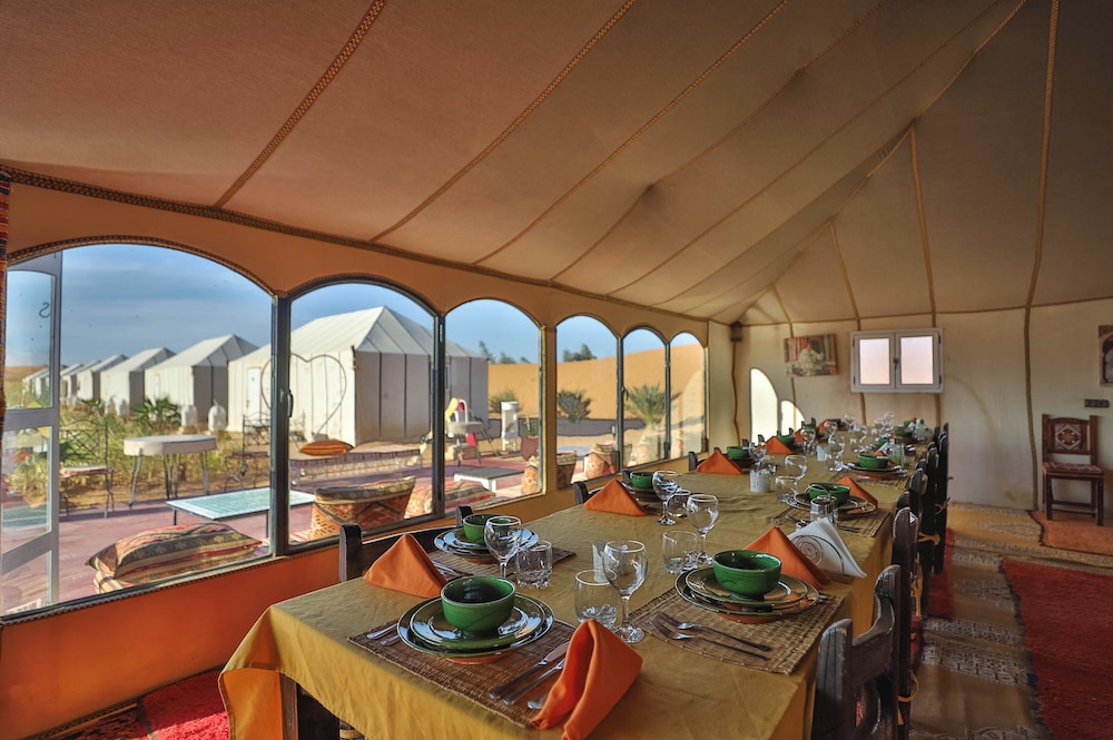Riad Les Jardins De Merzouga view 3