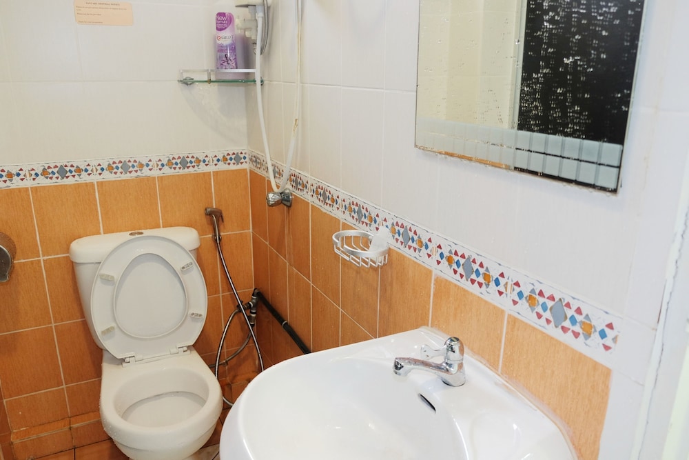 Natol Homestay - Kuching Home Penthouse Airport Road