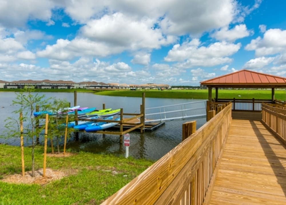Storey Lake 4809