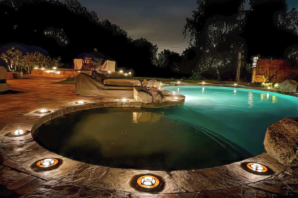 O-side Oasis - Luxury Stay for 7