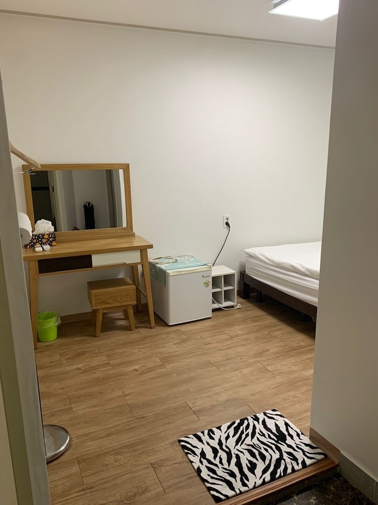Hamory Guesthouse