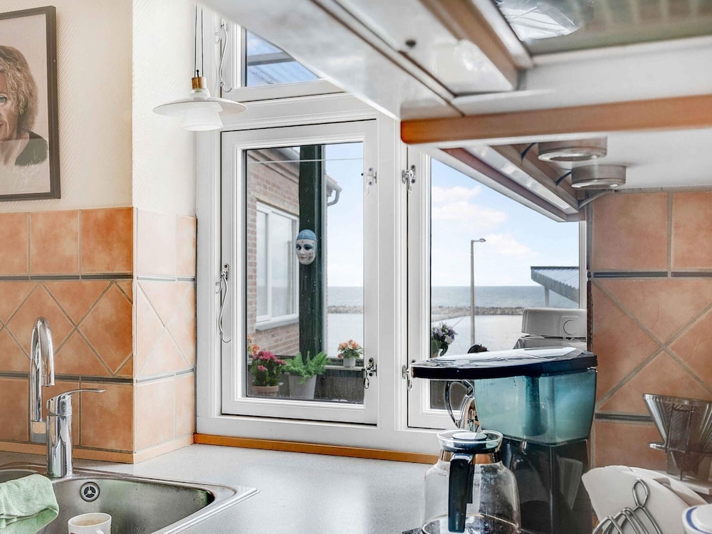 5 Star Holiday Home in Ronne