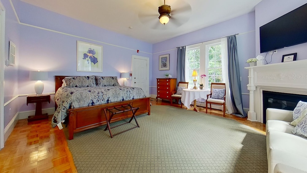 John Joseph Inn