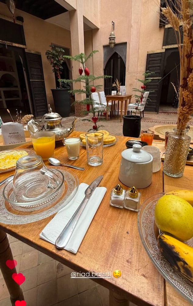 Riad basidi