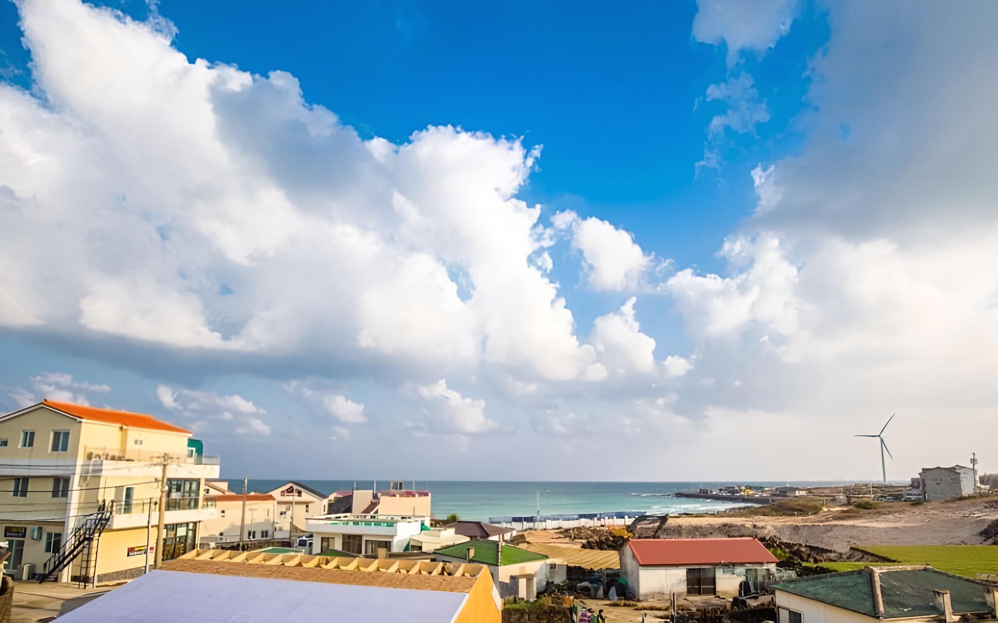 Jeju Woljeong Peanuts Pension