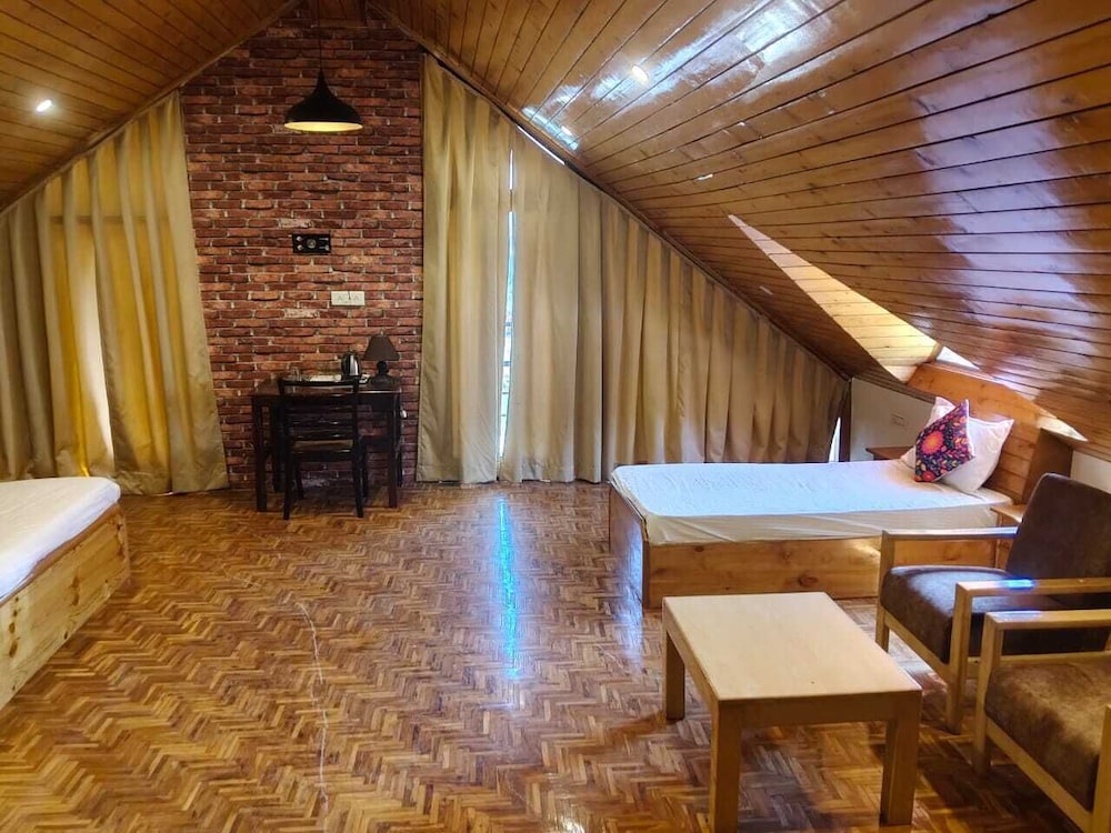 Pravara Cottages
