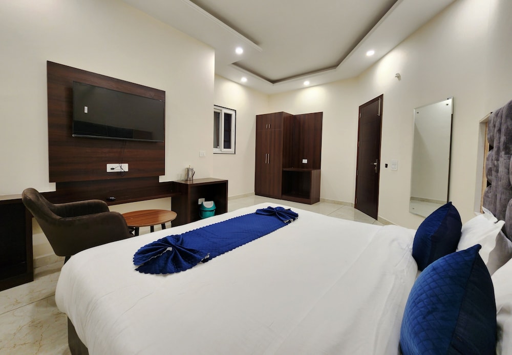 Raina's BnB