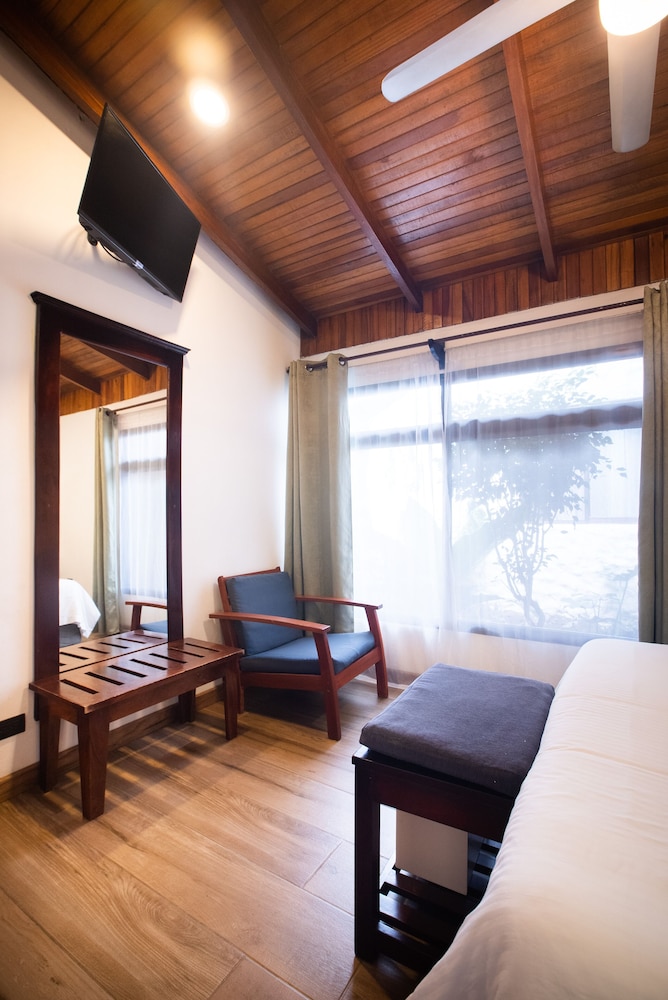 Camino Verde Bed & Breakfast