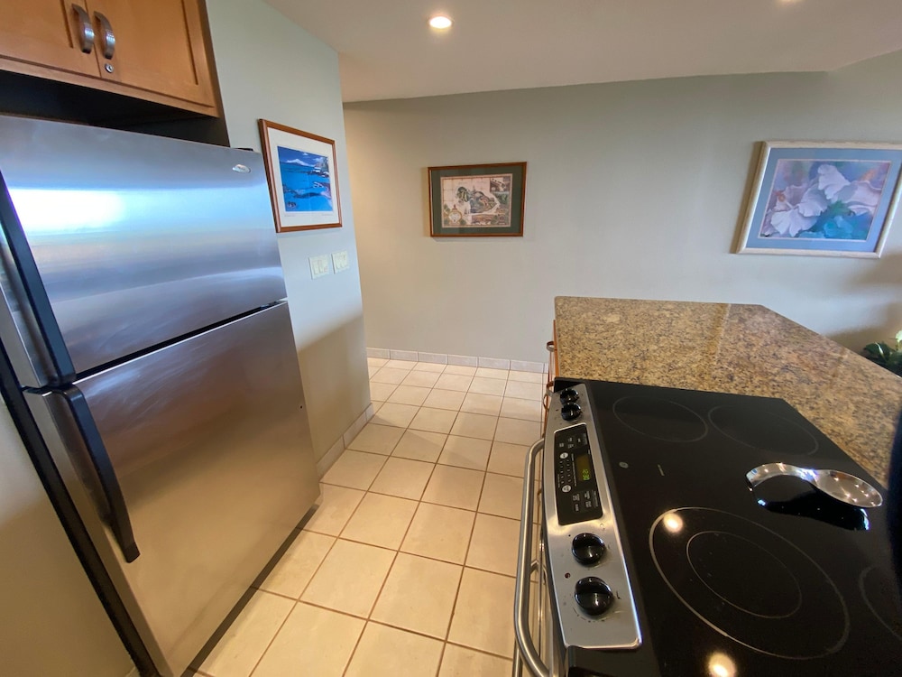 Kahana Villa F405 in Lahaina