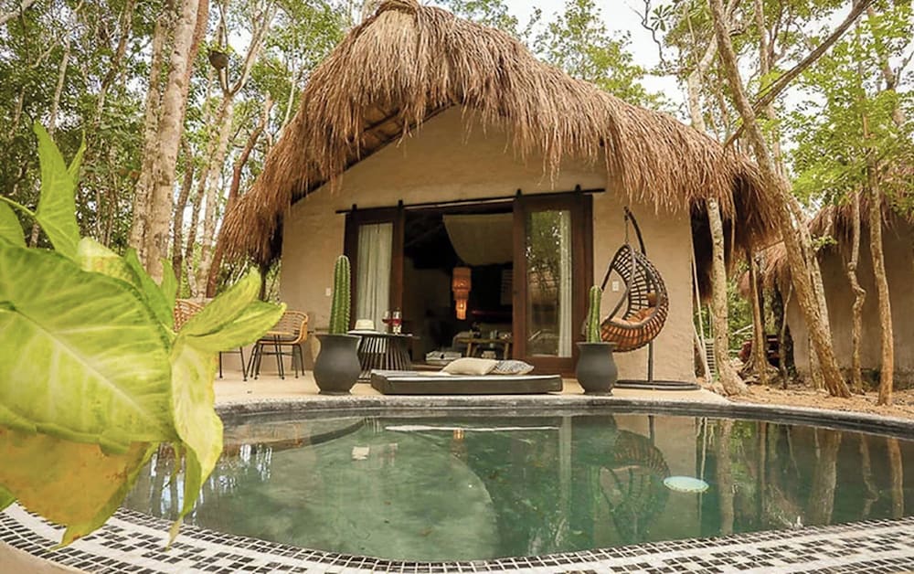 Hotel The Yellow Nest - Image 1