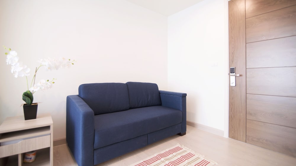 Apartment BTS On Nut, Convenience Store Nearby - bkmono24