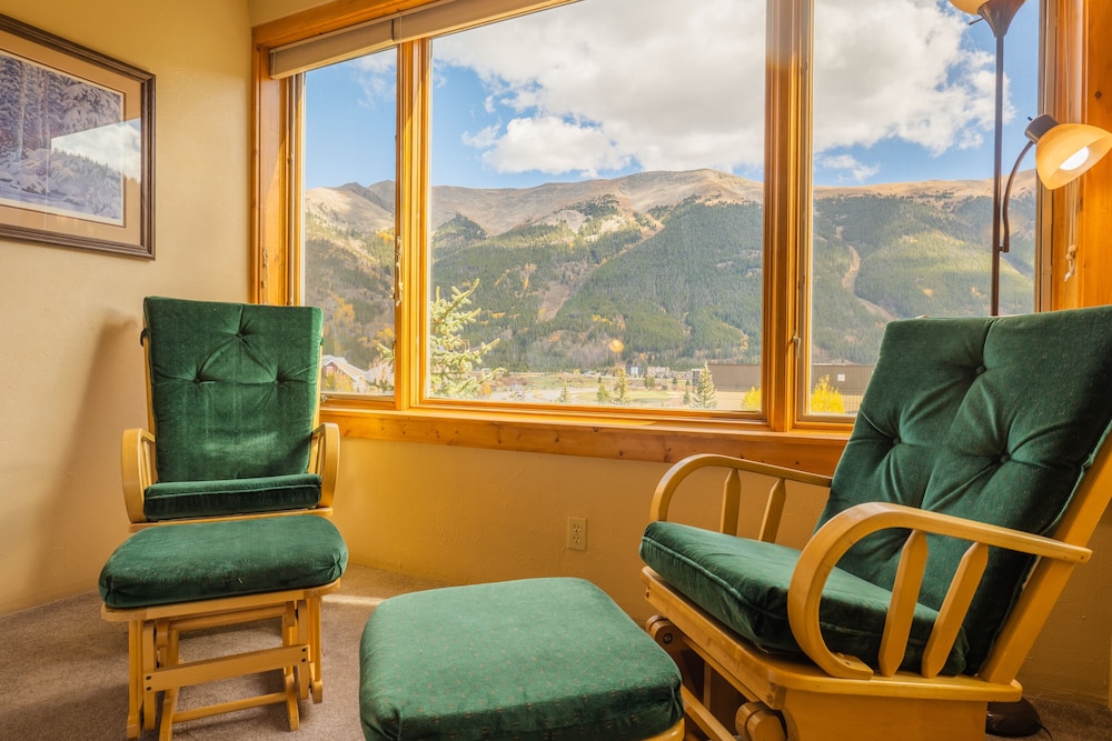 Ski Condo With Short Walk to Lifts - SH501 by Redawning view 4