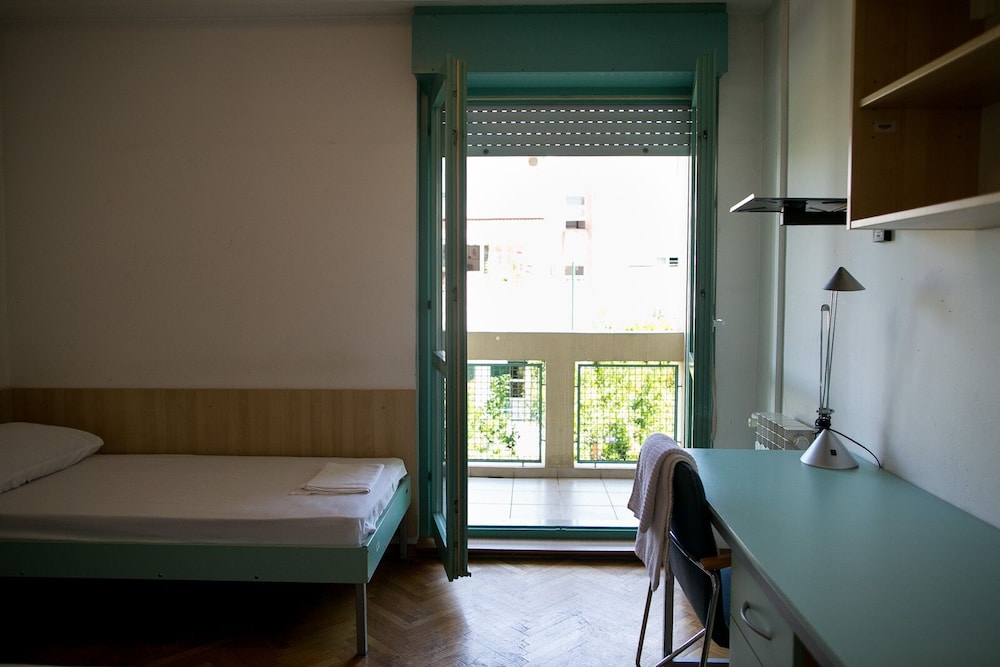 Hostel Spinut view 3