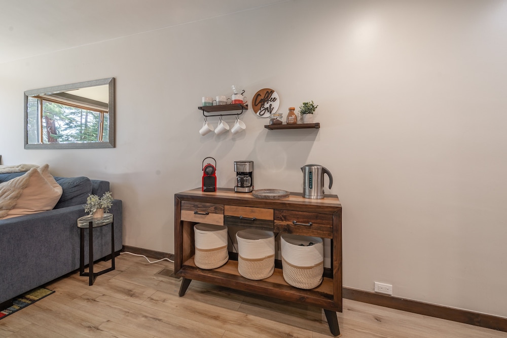 Lake Tahoe Vacations - VIP Ski-In Ski-Out Northstar Ski Trails by Sierra Getaways - Property Image 29