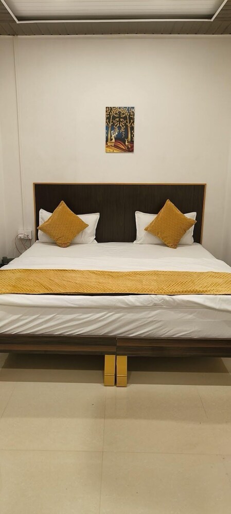 Kashi Kutir