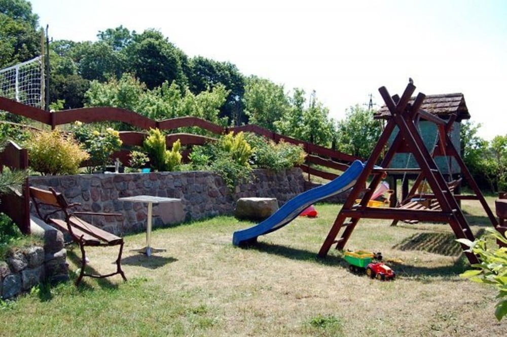 Holiday Apartment for 4 People, Lubin