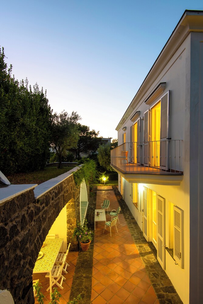 Il Lauro Luxury Villa Ischia view 3