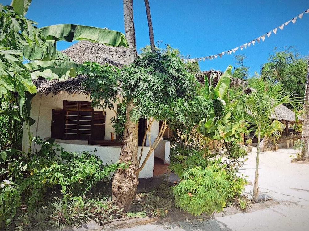 Furaha Lodge