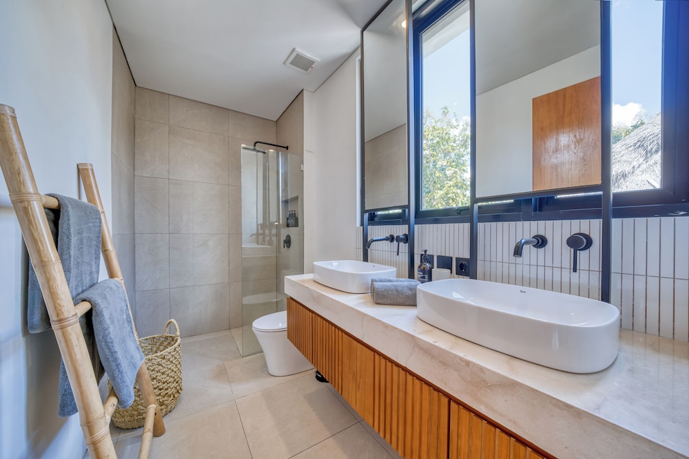 New Luxury Malvarrosa Villas
