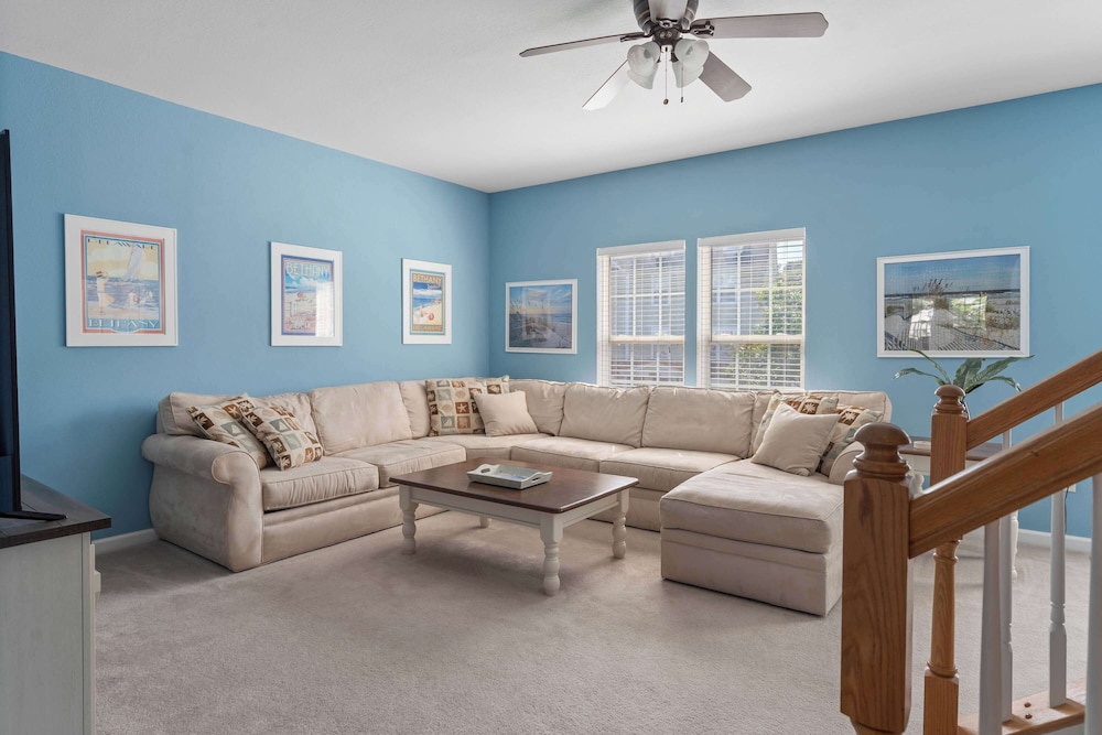 Creekside Getaway Stay for 8