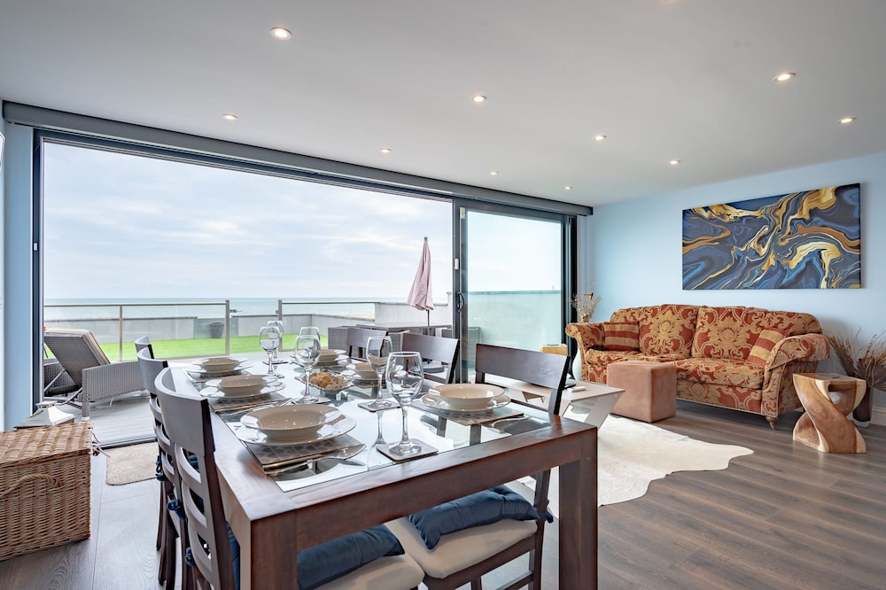 Beach View Breeze