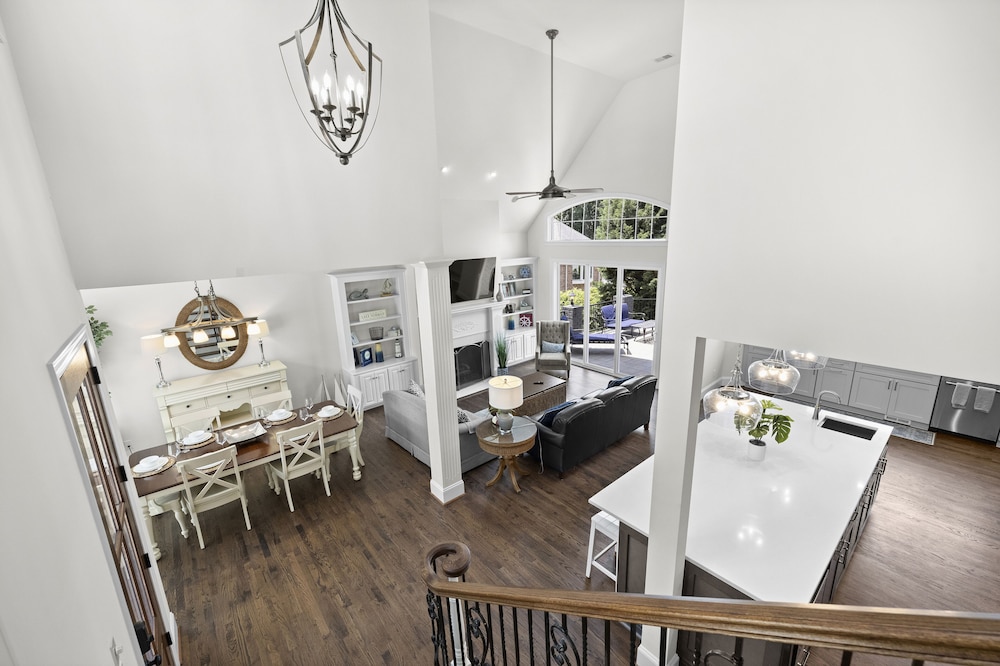 Make a Big Splash in 7BR Lake Norman Home!