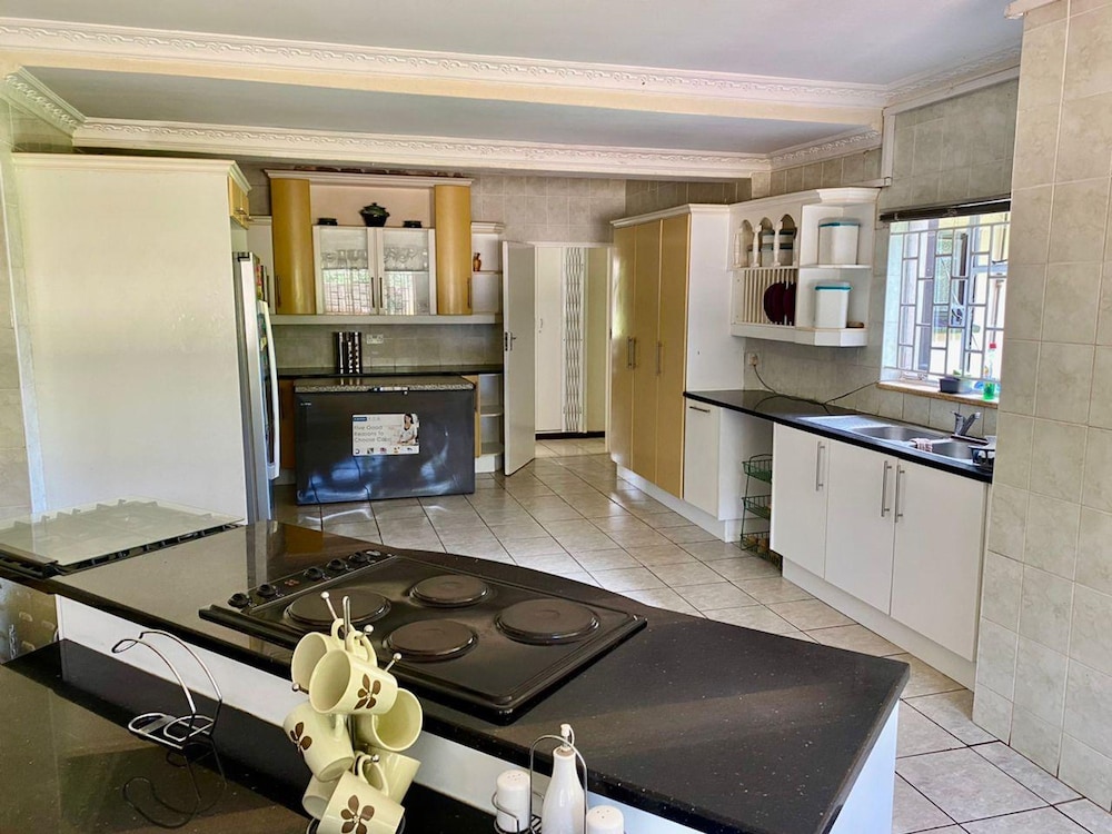 5 bed Villa in the Heart of Vainona - 2282
