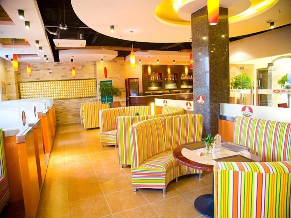 GreenTree Inn Jiangsu Suzhou Kunshan Huaqiao Household Building Materials City Shell Hotel