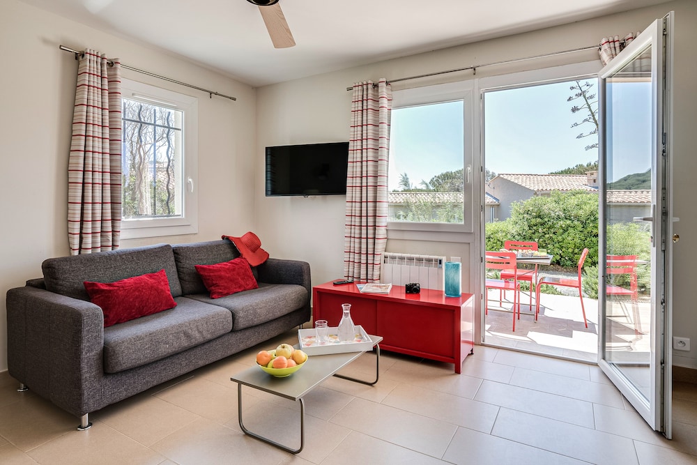 Six-Fours-les-Plages Vacations - Appartements de l'Helios - Iles des Embiez - Property Image 35
